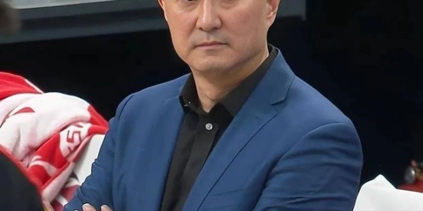 宏远速递！杨毅曝杜锋提前续约，徐昕迎国家队首秀，王少杰或留队|朱芳雨|北京|北控|男篮|广东宏远_新浪新闻