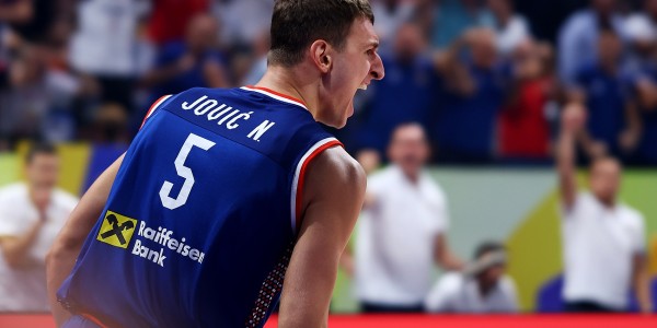 开云体育官网下载安装-命中率百分百！约维奇6中6&amp;amp;三分2中2 得到18分6板1助1断